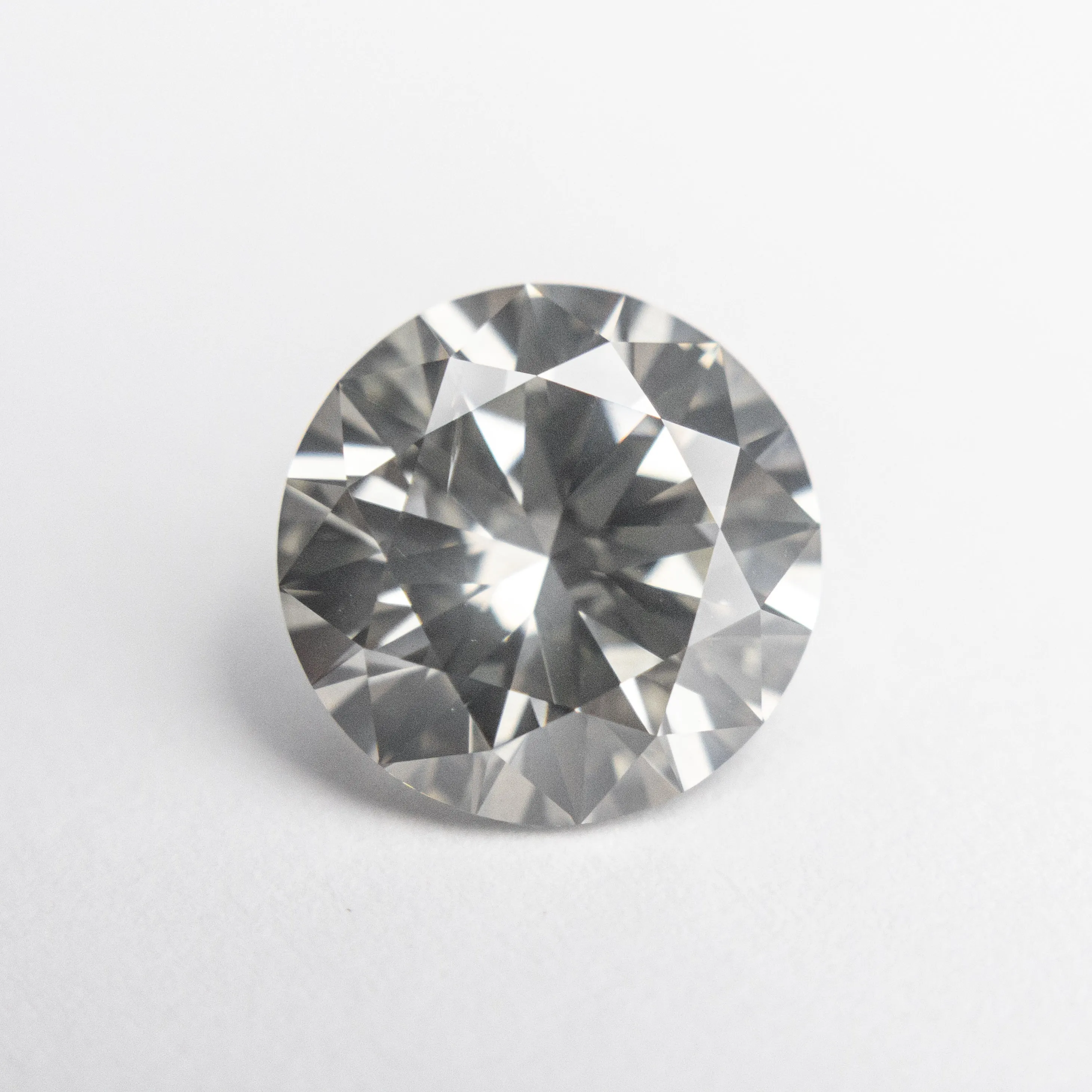 2.52ct 8.88x8.86x5.26mm SI2 Fancy Grey Round Brilliant 18867-01