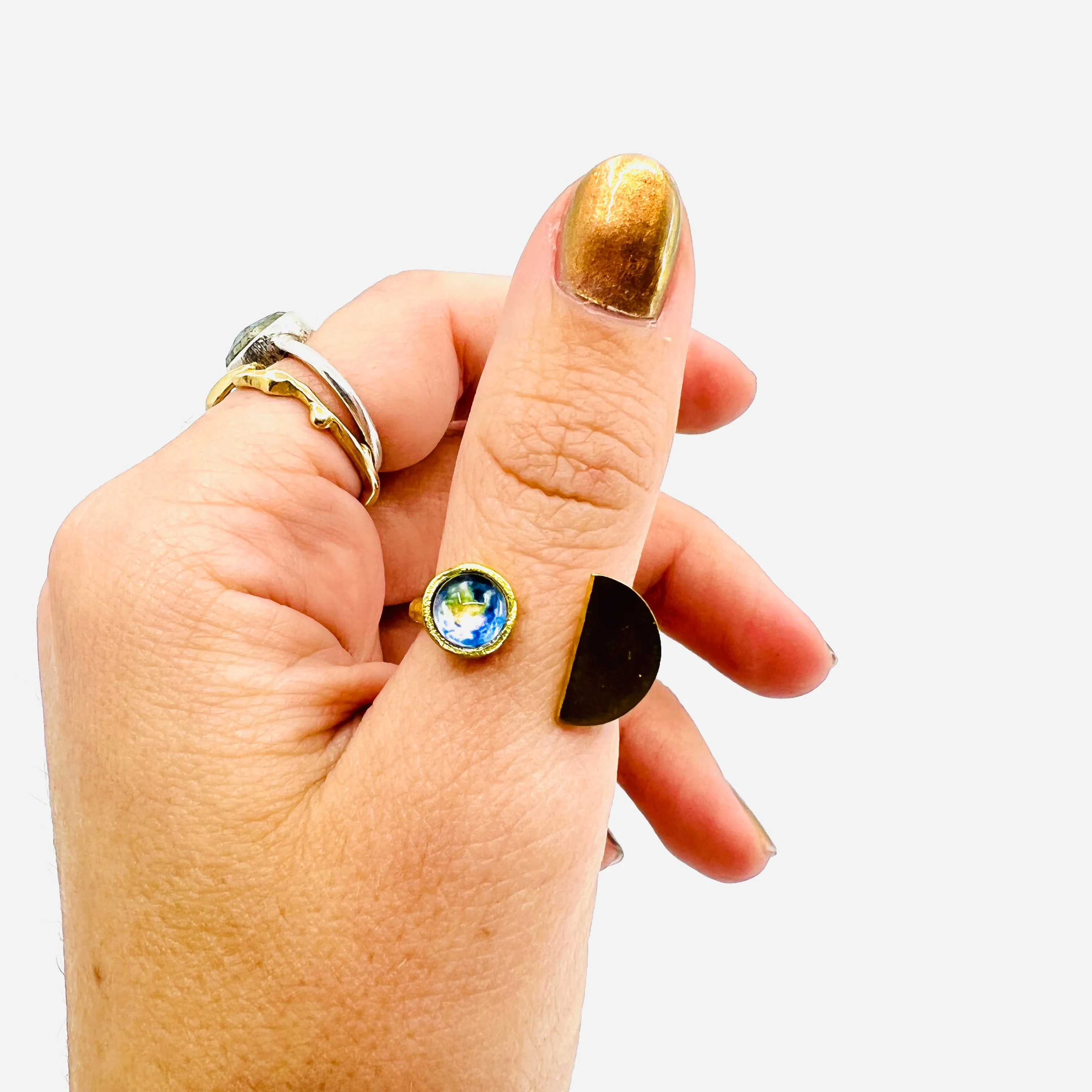 Earthrise Adjustable Ring