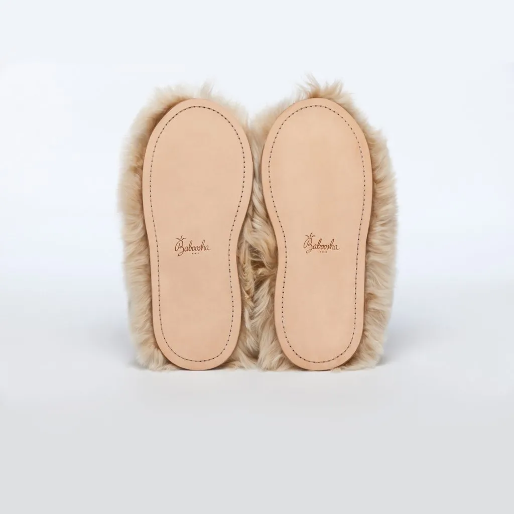 ETHICALLY AND CRUELTY FREE ALPACA SLIPPERS IN CREME COLOUR