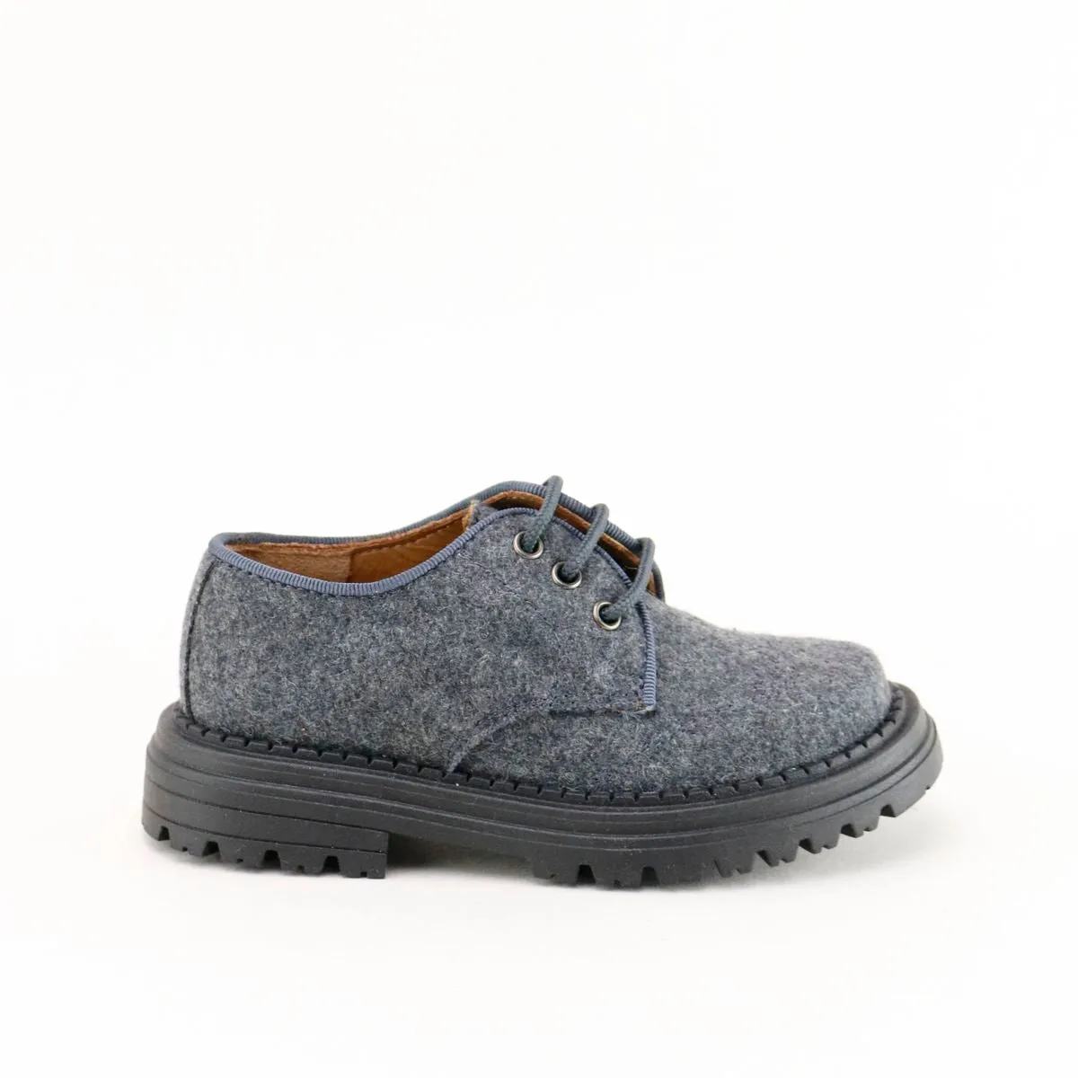 Papanatas Gray Wool Chunky Oxford